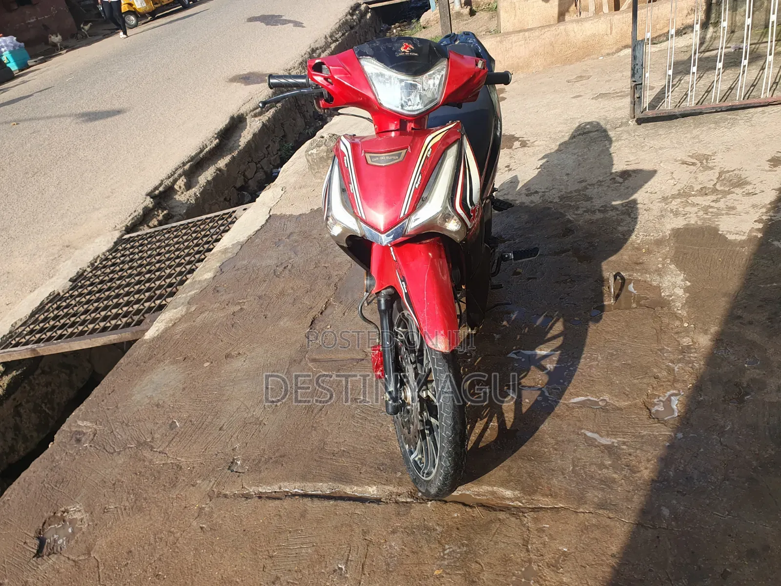 Kary-Go Cargo 2022 Red