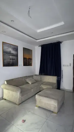 5seater L-Shaped Sectional Sofa + 6 Pillows