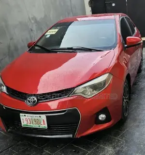 Toyota Corolla LE Eco 4dr Sedan (1.8L 4cyl CVT) 2015 Red