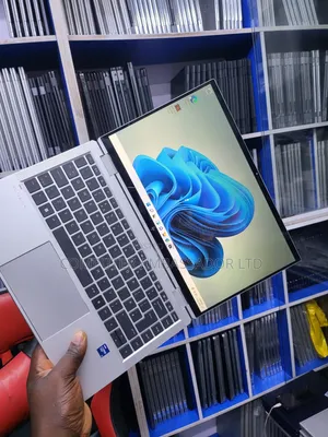 Laptop HP EliteBook 1040 G8 32GB Intel Core i7 SSD 256GB