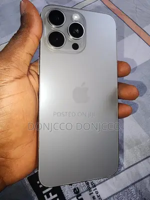 Apple iPhone 15 Pro Max 256 GB Silver