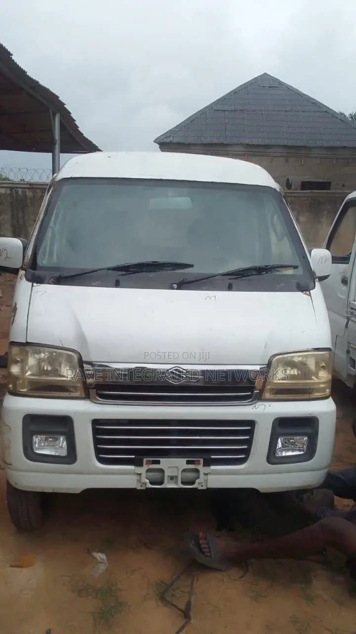 Suzuki Every 2019 White