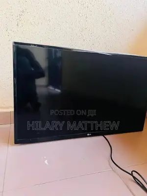 32 Inches LG TV