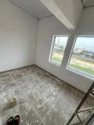 Shop Space to Let at Lekki Phase 1