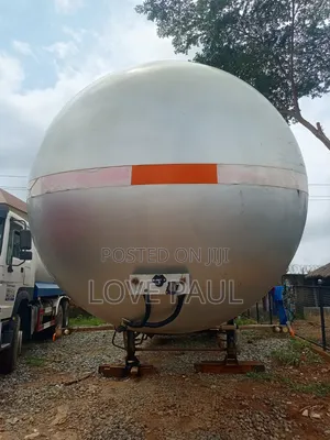 Foreign Used 30tons Capacity Semi Bridger Tank
