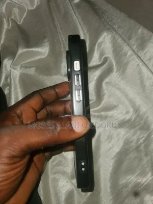 Apple iPhone 13 128 GB Gray