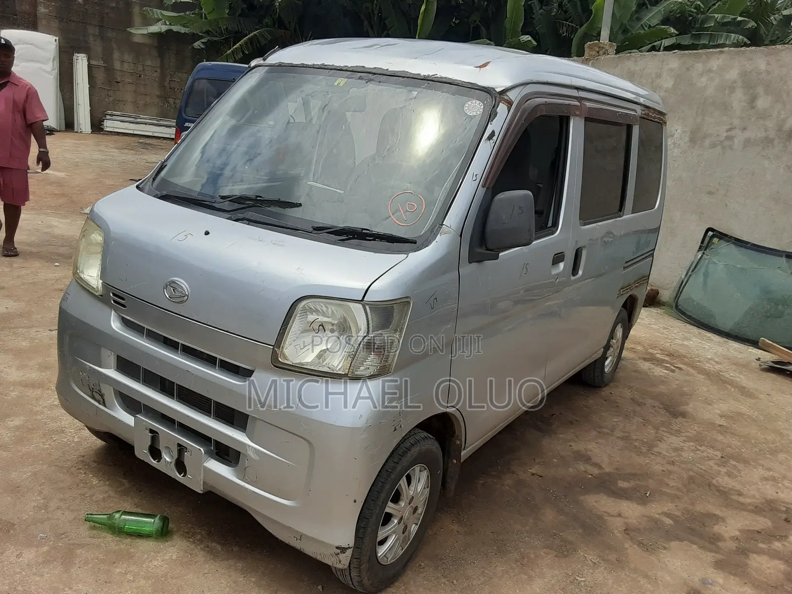 Daihatsu Hijet 2012 Silver