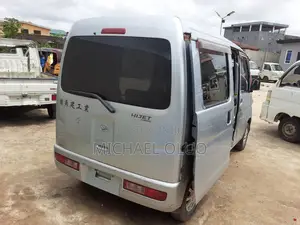 Daihatsu Hijet 2012 Silver