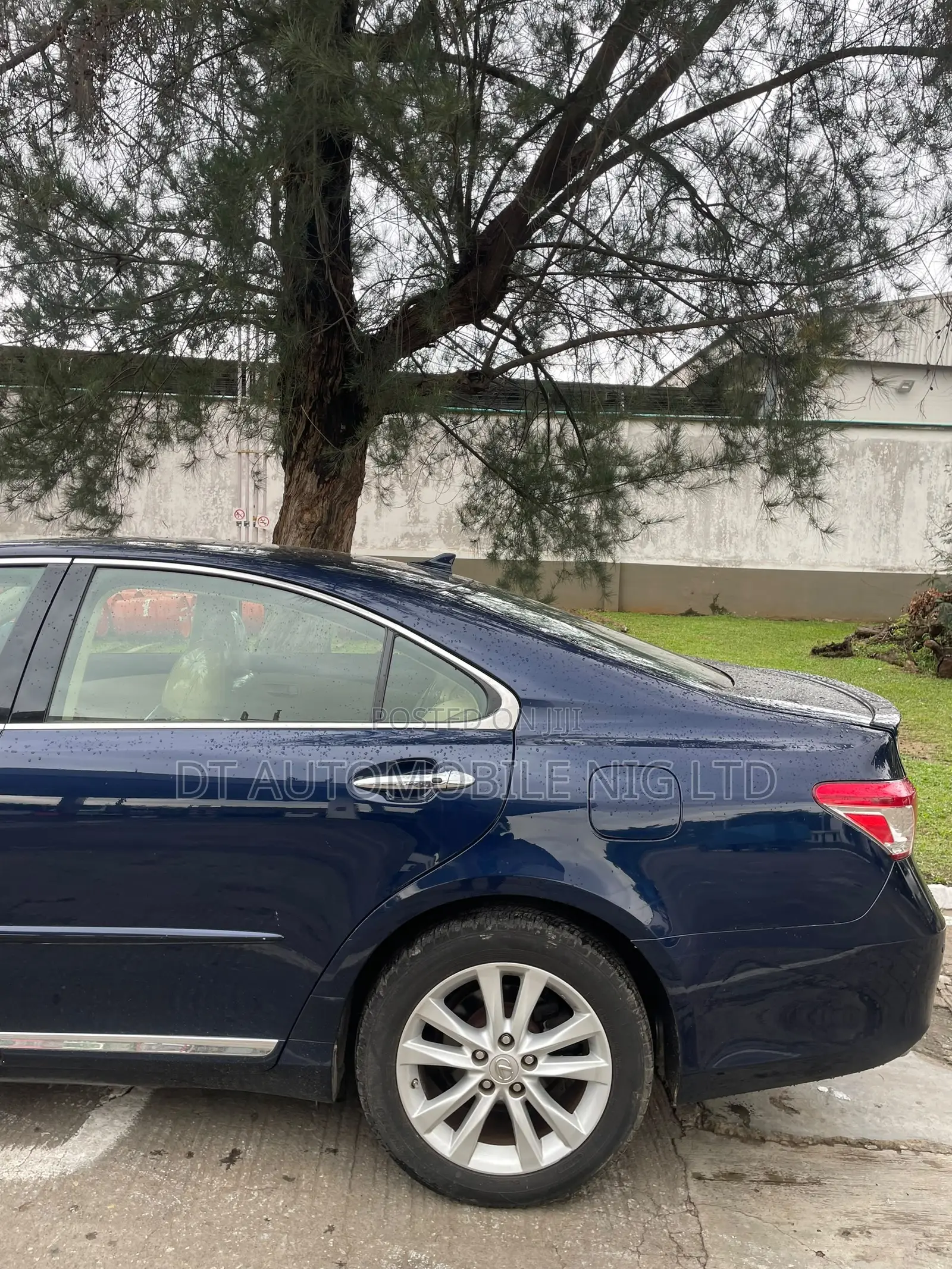 Lexus ES 350 2011 Blue