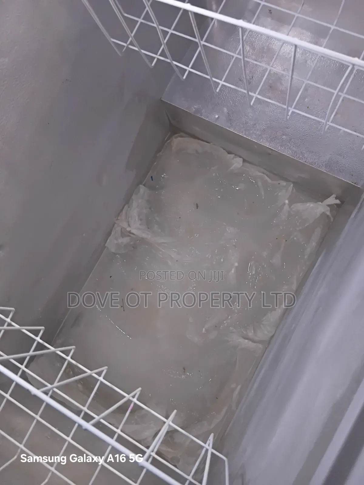 250L Hisense Freezer