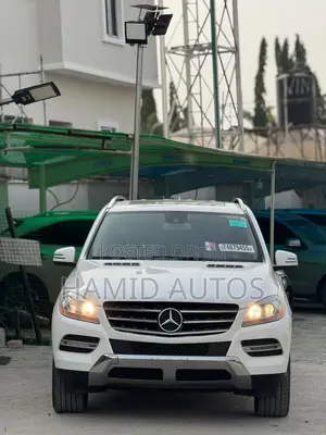 Mercedes-Benz M Class ML350 4dr SUV (3.5L 6cyl 7A) 2015 White