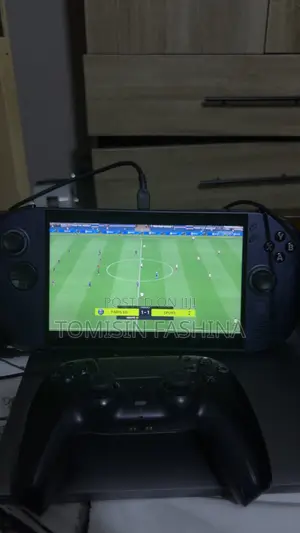 Legión Go S With Games