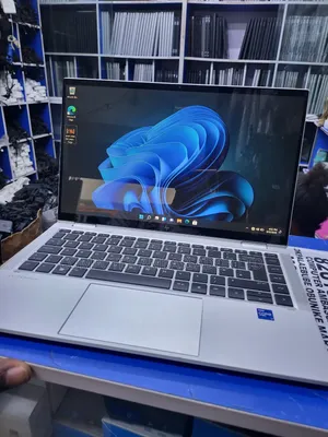 Laptop HP EliteBook 1040 G8 32GB Intel Core i7 SSD 256GB