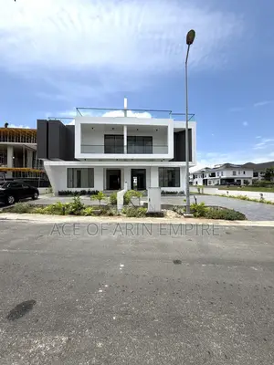 5bdrm Duplex in Ikate, Lagos State for sale