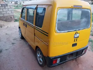 Suzuki Every 2004 Yellow