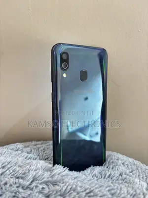 Samsung Galaxy A40 64 GB Blue