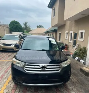Toyota Highlander 2013 Black