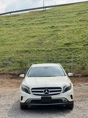 Mercedes-Benz GLA 250 2015 White