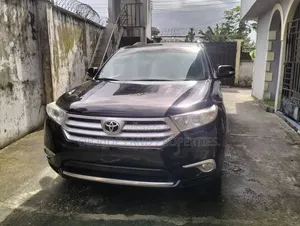 Toyota Highlander Limited 2011 Black