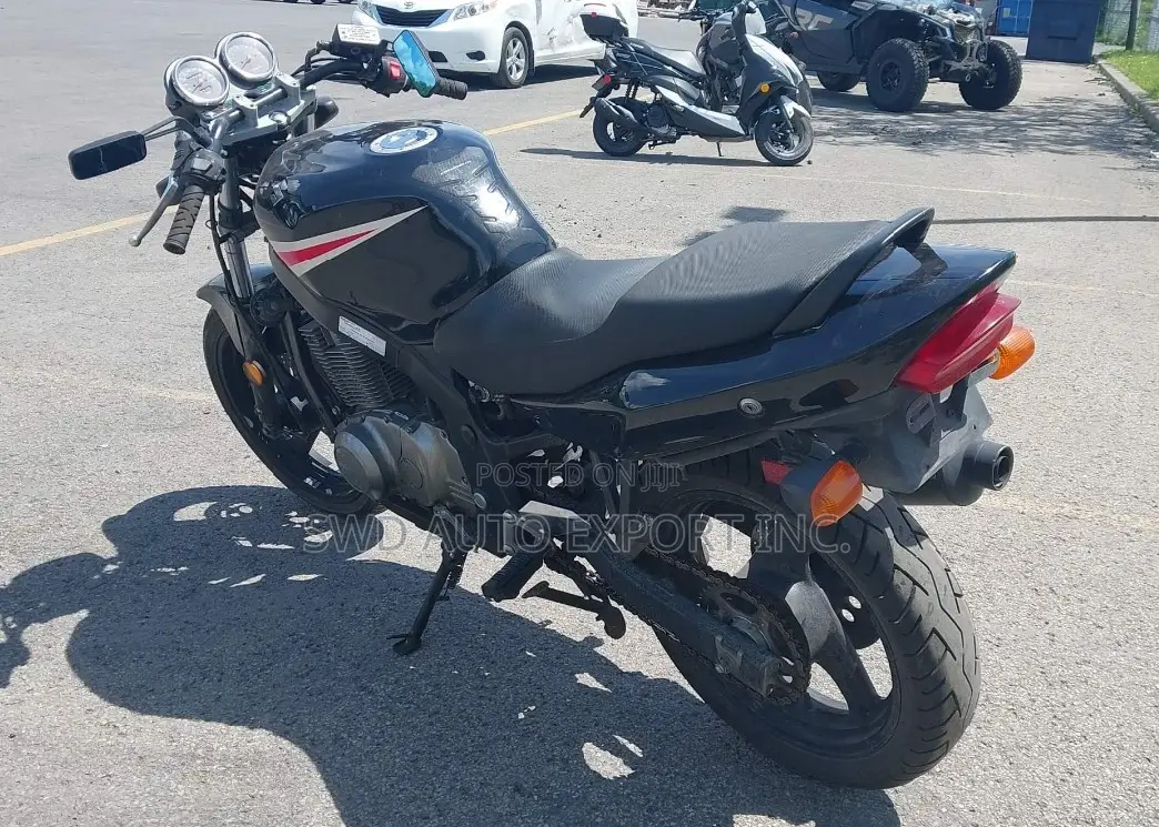 Suzuki GS 2005 Black