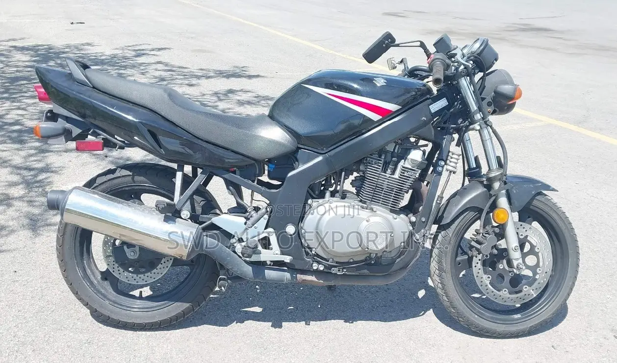 Suzuki GS 2005 Black