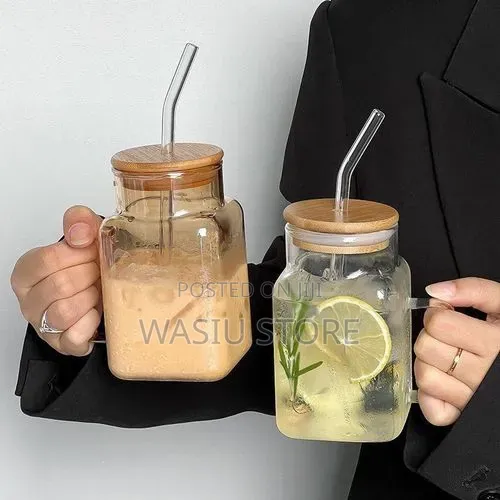 Glass Cups With Bamboo Lids and Glass Straws