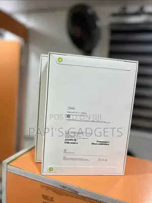 New Apple iPad (2025) 128 GB Silver