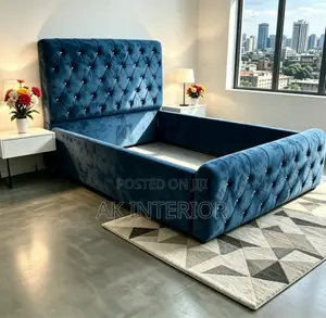 4.5×6 Blue Upholstered Bed Frame Description