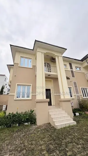 Furnished 4bdrm Duplex in Olive Court , Agodi, Ibadan for rent