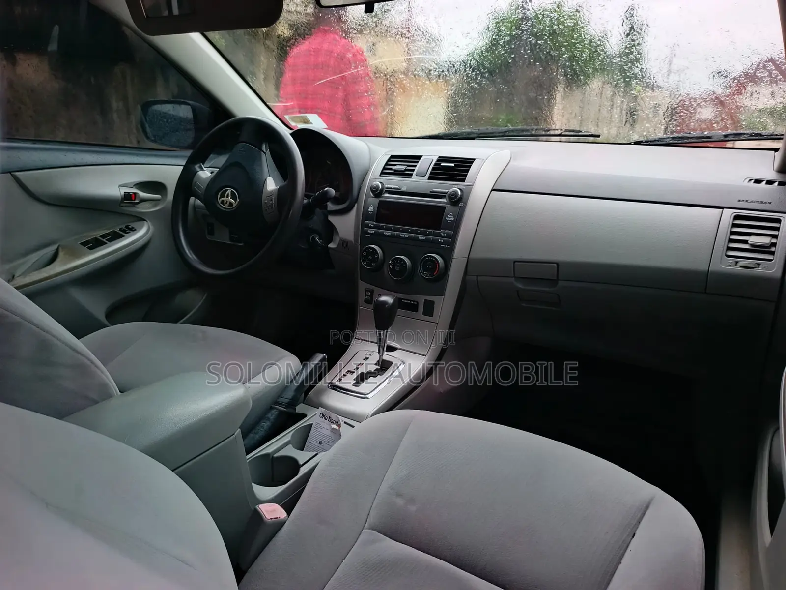 Toyota Corolla 2012 Silver