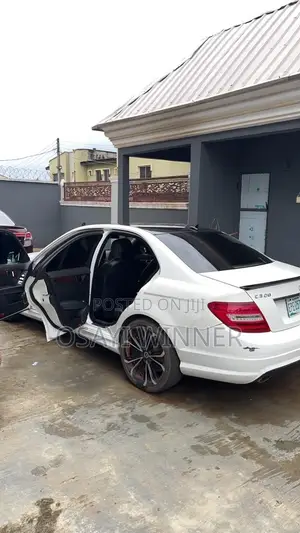 Mercedes-Benz C300 2008 White