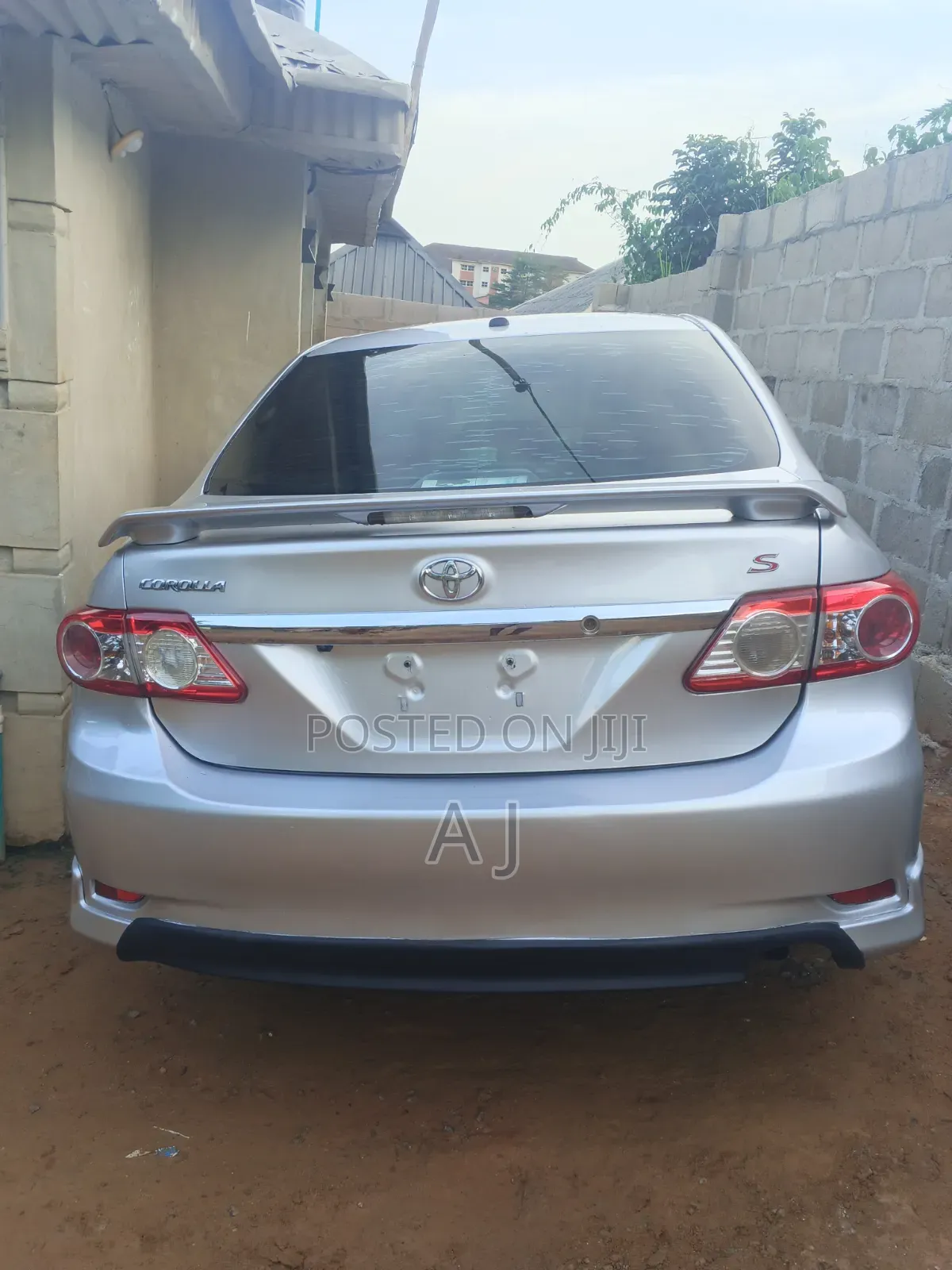 Toyota Corolla 2012 Silver