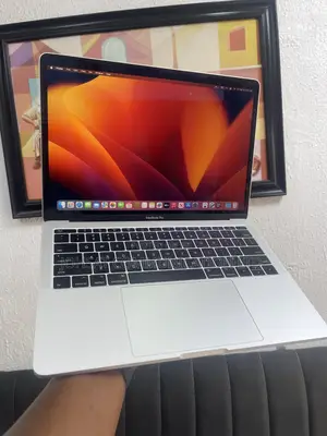 Laptop Apple MacBook Pro 2017 8GB Intel Core i5 SSD 256GB