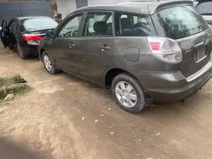 Toyota Matrix 2006 Gray