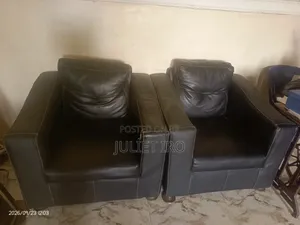 Black Leather 7-Piece Sofa Set