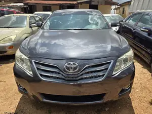 Toyota Camry 2008 Gray