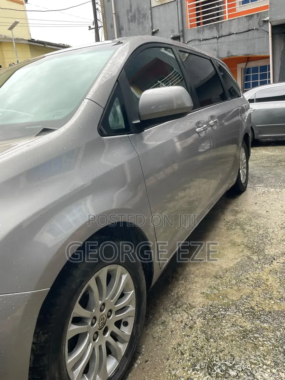 Toyota Sienna 2012 Silver