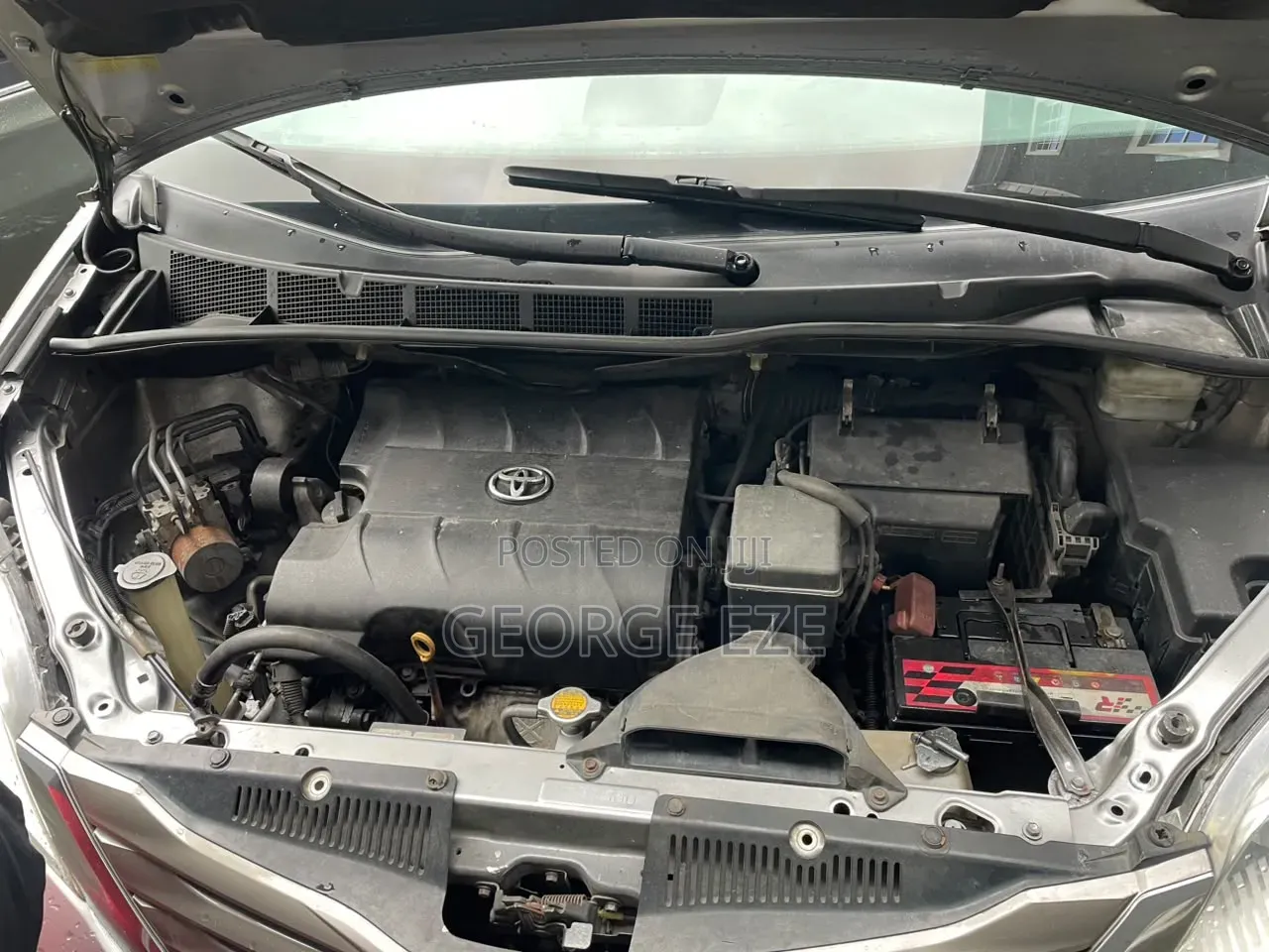 Toyota Sienna 2012 Silver