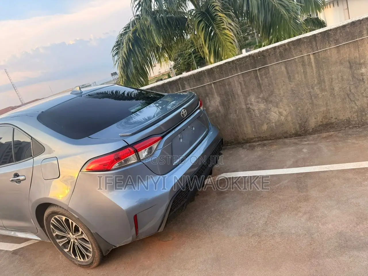 Toyota Corolla LE 2020 Gray