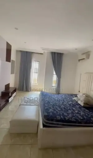 Studio Apartment in Abiola Court, Lagos Island / Lagos Island for rent