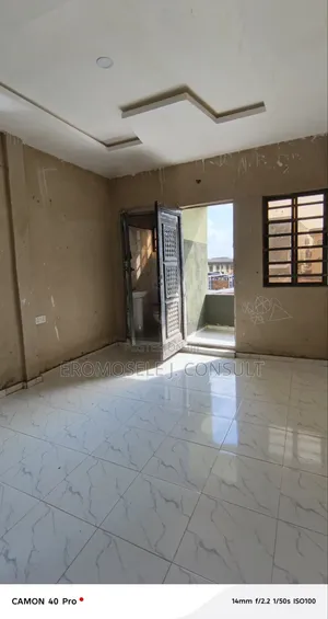Mini Flat in Lawanson for rent