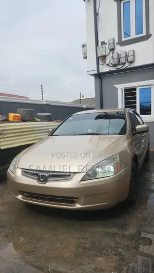 Honda Accord 2003 Gold
