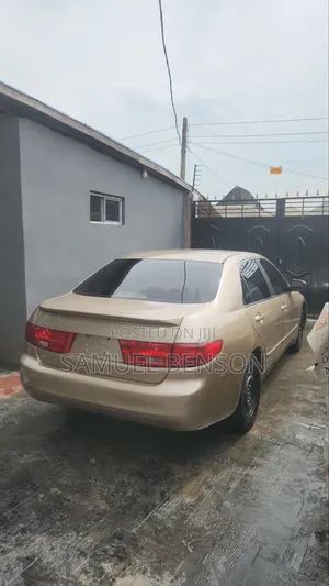 Honda Accord 2003 Gold