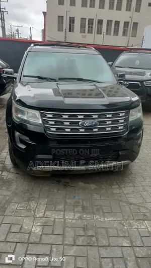 Ford Explorer 2016 Black