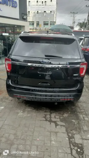 Ford Explorer 2016 Black