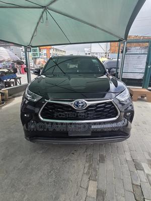 Toyota Highlander 2022 Gray