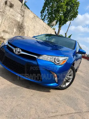 Toyota Camry SE 4dr Sedan (2.5L 4cyl 6A) 2017 Blue