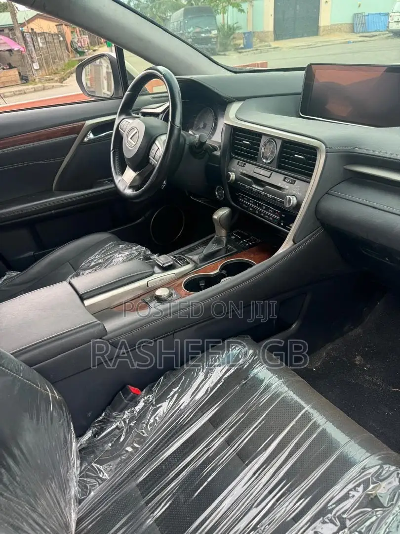 Lexus RX 350 FWD 2017 White