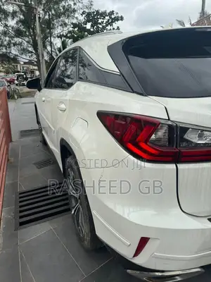 Lexus RX 350 FWD 2017 White