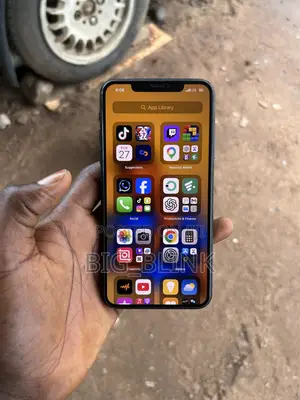 Apple iPhone 11 Pro Max 64 GB Green
